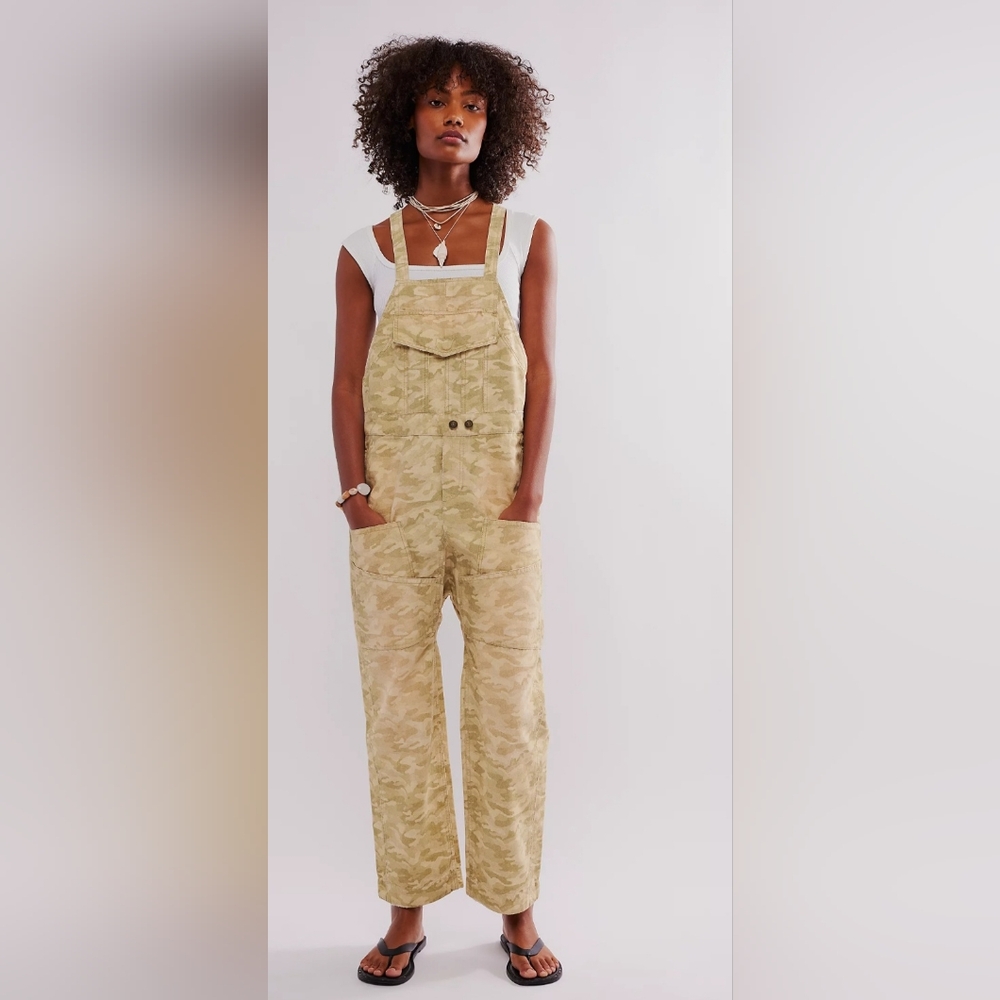 NWT M We The Free - Way It Goes Camo Harem Overalls - Picture 2 of 9